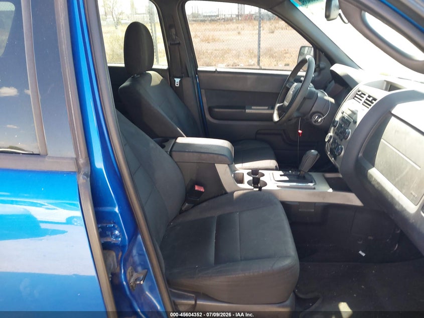 AtlanticExpress - Ford Escape