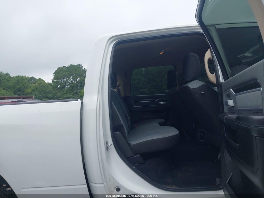 2019 Ram 2500 Big Horn 4X4 6'4 Box VIN: 3C6UR5DL2KG689294 Lot: 45604386