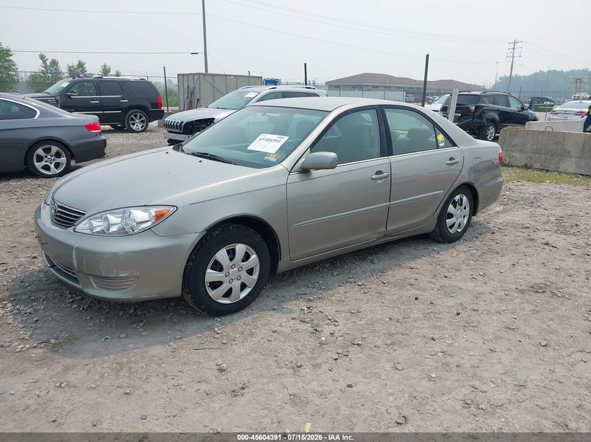 2006 TOYOTA CAMRY auction photo 2