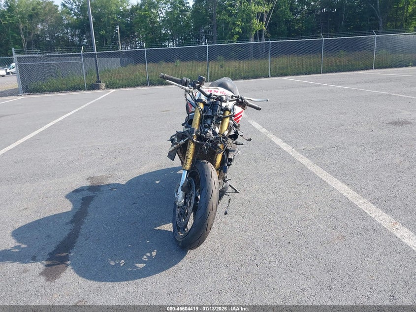 2020 APRILIA TUONO V4 1100 RR auction photo 5