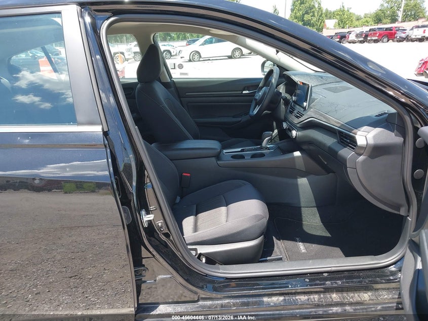 2025 NISSAN ALTIMA auction photo 5