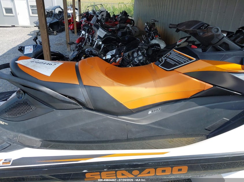 2015 SEADOO GTX 155 auction photo 5