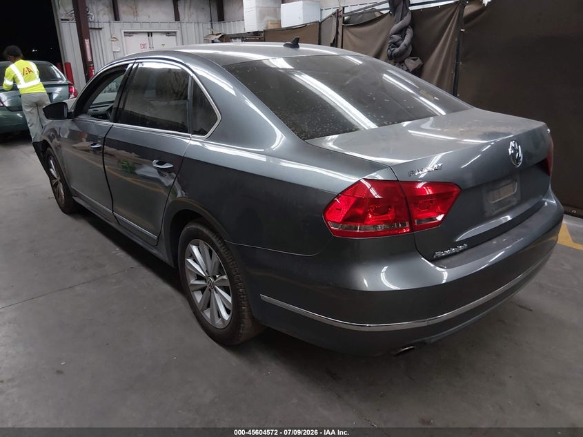 2013 VOLKSWAGEN PASSAT auction photo 3