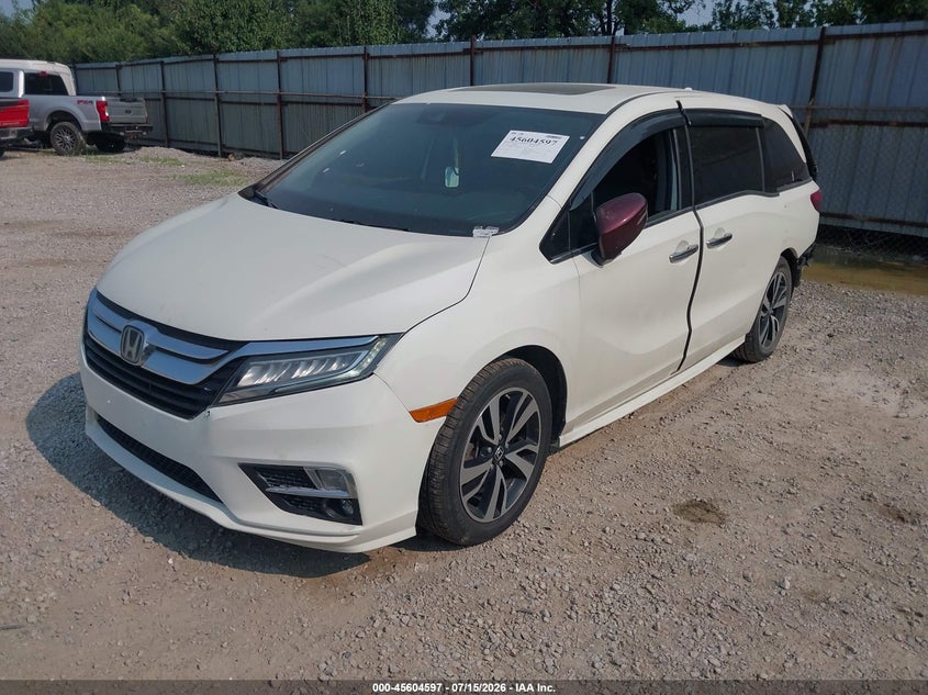 2019 Honda Odyssey Elite, Rear, IAAI, VIN 5FNRL6H91KB022288 — photo 2