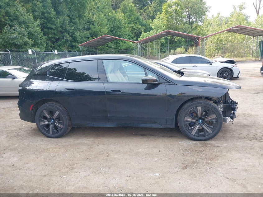 2024 BMW Ix xDrive50 VIN: WB523CF0XRCN27186 Lot: 45604666