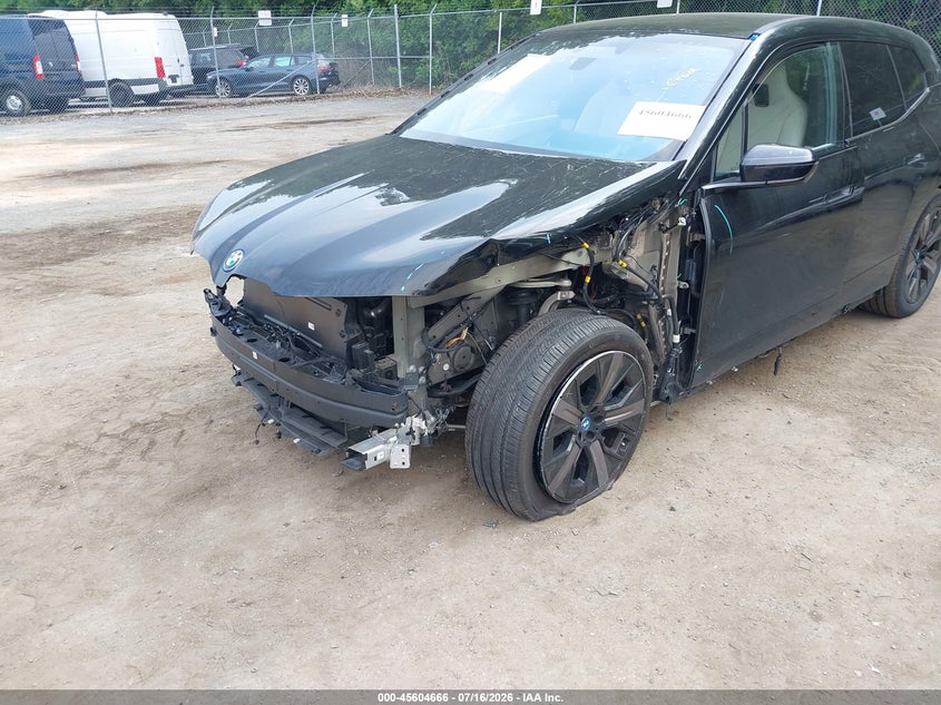 2024 BMW Ix xDrive50 VIN: WB523CF0XRCN27186 Lot: 45604666