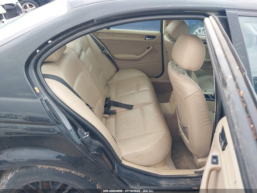 2002 BMW 325I auction photo 8