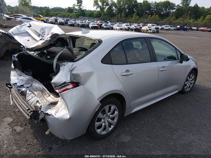TOYOTA COROLLA - zdjęcie 4