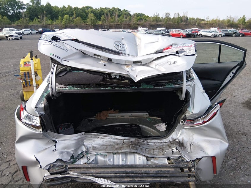 TOYOTA COROLLA - zdjęcie 6