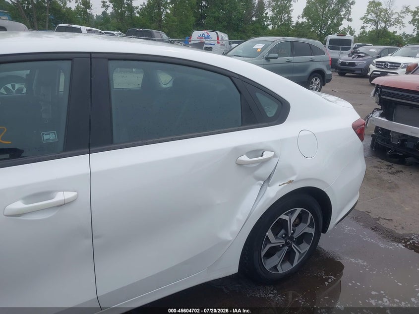 2021 KIA FORTE auction photo 6