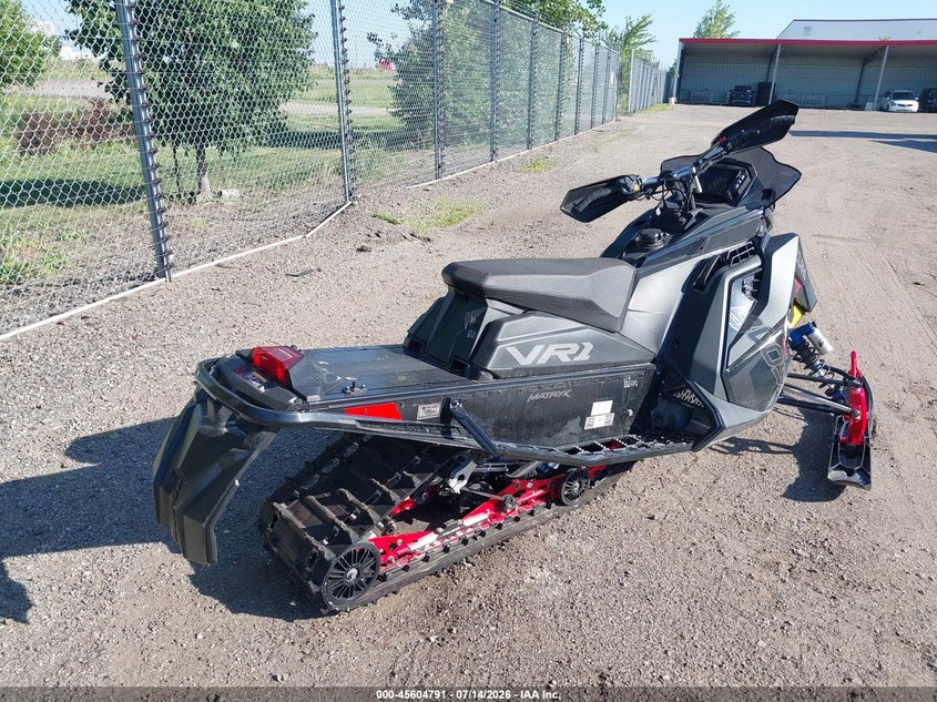 2023 POLARIS 650 INDY VR1 auction photo 4