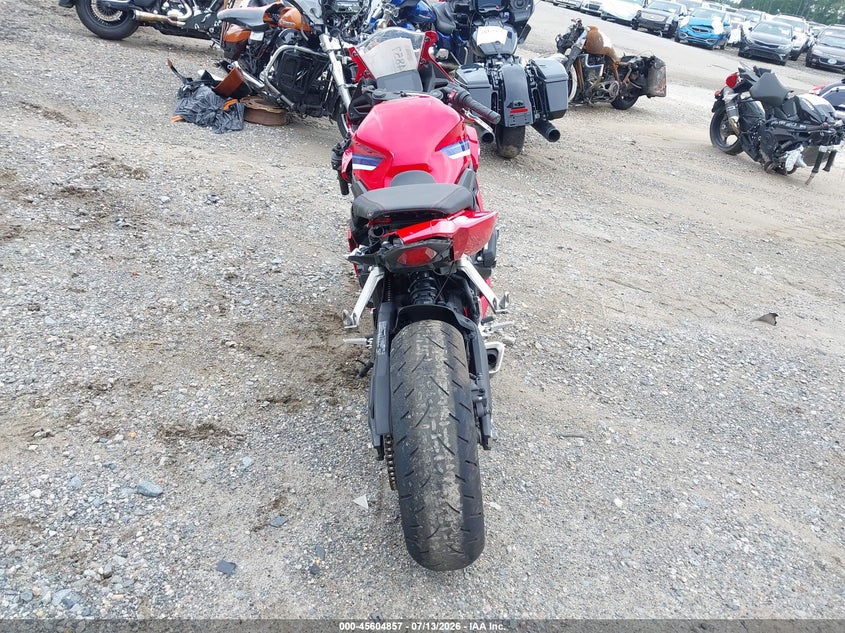 2025 Honda Cbr650 R VIN: MLHRH1558S5100196 Lot: 45604857