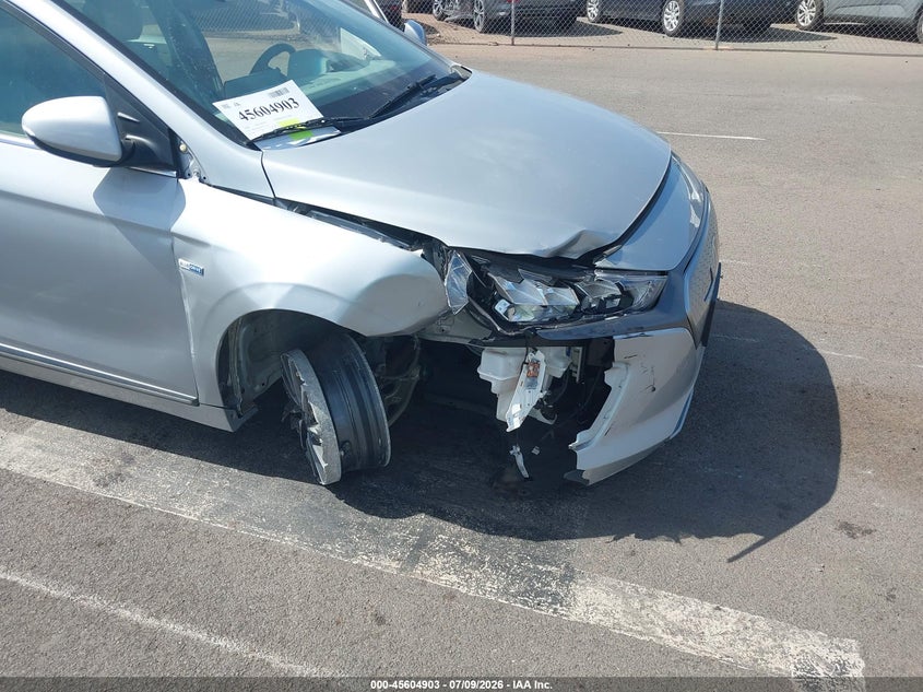 2020 HYUNDAI IONIQ ELECTRIC auction photo 6