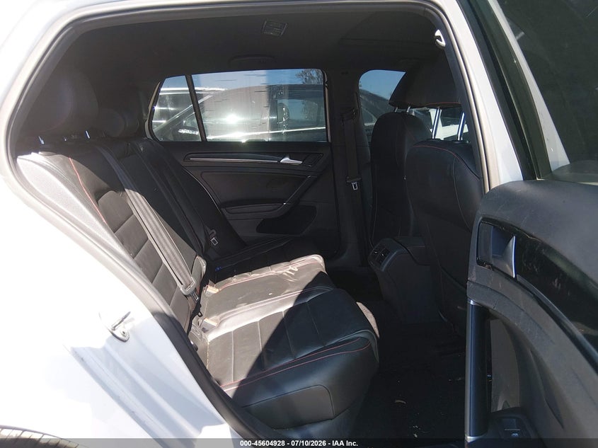 2016 Volkswagen Golf Gti Se W/Performance Package 4-Door VIN: 3VW447AU1GM026661 Lot: 45604928