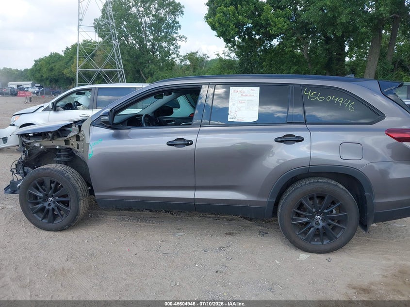 TOYOTA HIGHLANDER - zdjęcie 14