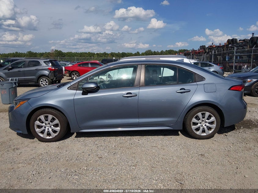 TOYOTA COROLLA - zdjęcie 14