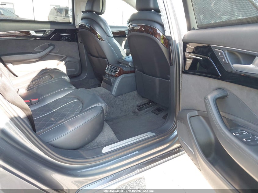 2015 Audi A8 L 4.0T VIN: WAU32AFD7FN002635 Lot: 45604988