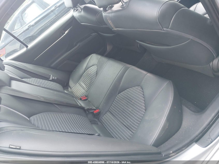 2018 TOYOTA CAMRY auction photo 8