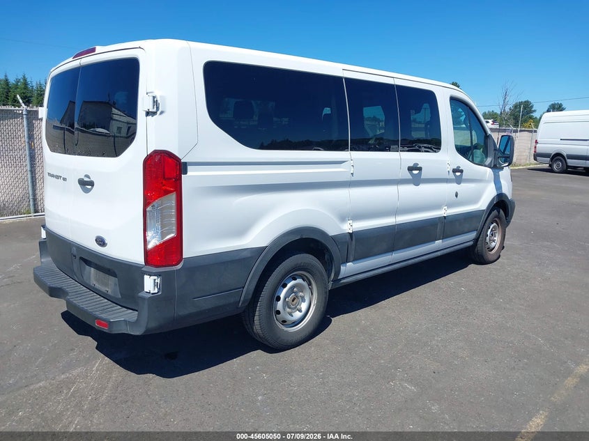2019 FORD TRANSIT-150 auction photo 4