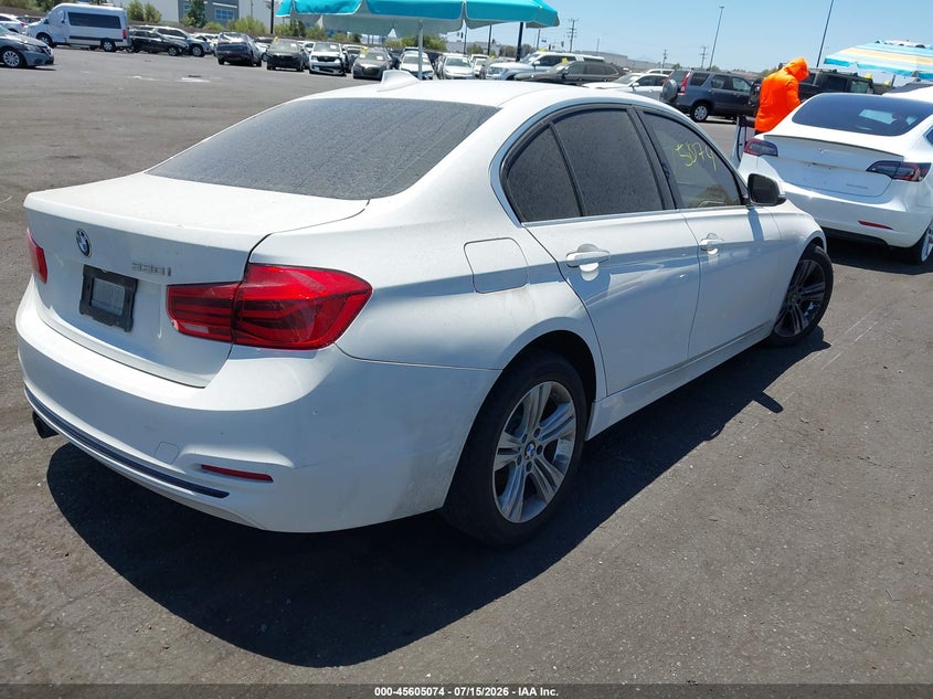 Vin: wba8b9c5xjee80948, lot: 46103497, bmw 330i 20184