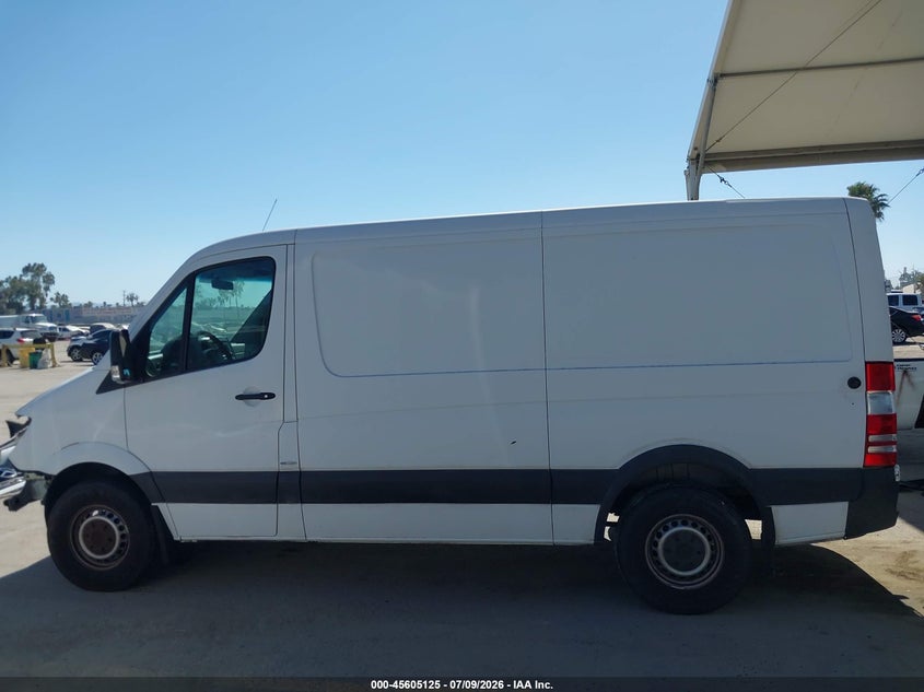 2014 Mercedes-Benz Sprinter 2500 Normal Roof VIN: WD3PE7CC1E5832899 Lot: 45605125
