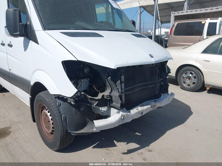 2014 Mercedes-Benz Sprinter 2500 Normal Roof VIN: WD3PE7CC1E5832899 Lot: 45605125