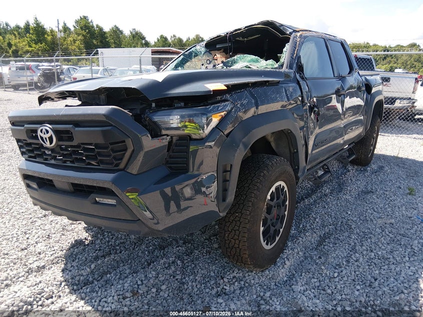 2024 Toyota Tacoma Trd Off Road, Оба бока, IAAI, VIN 3TYLB5JN9RT029042 — фото 2