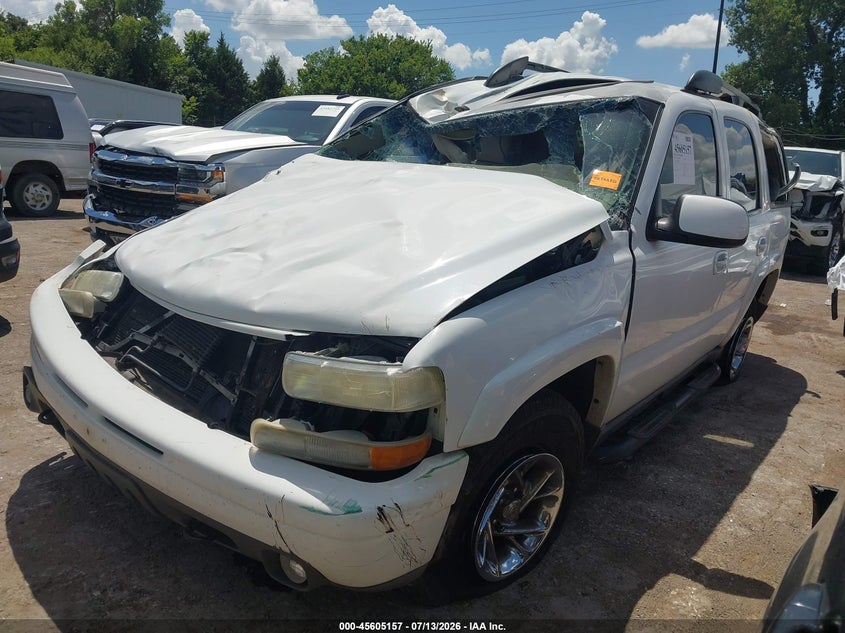 2003 CHEVROLET TAHOE auction photo 2