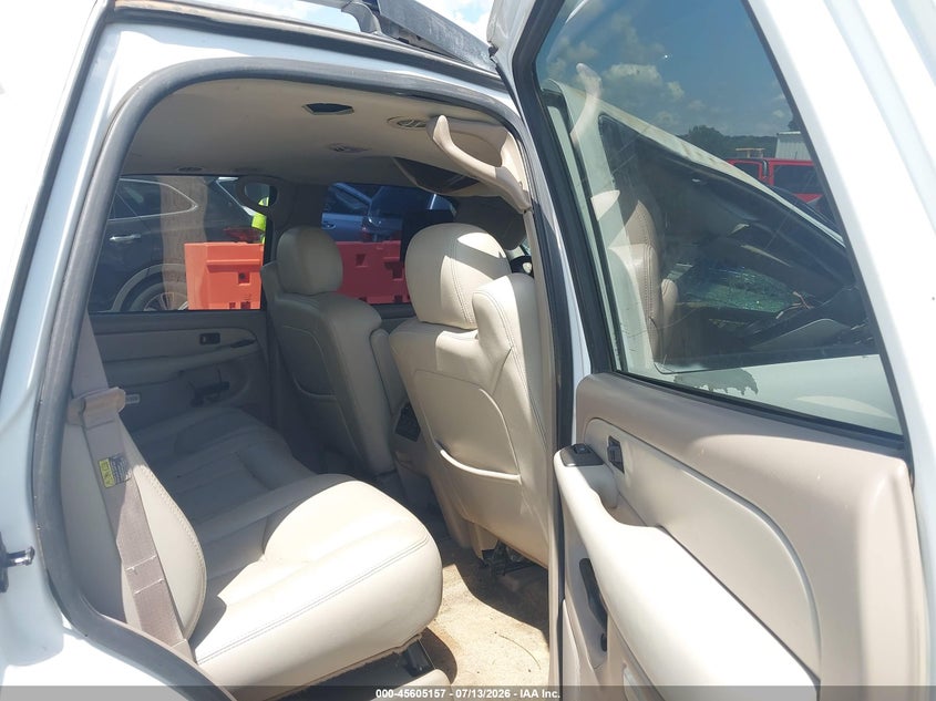 2003 CHEVROLET TAHOE auction photo 8