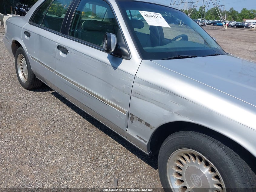 2001 MERCURY GRAND MARQUIS auction photo 6