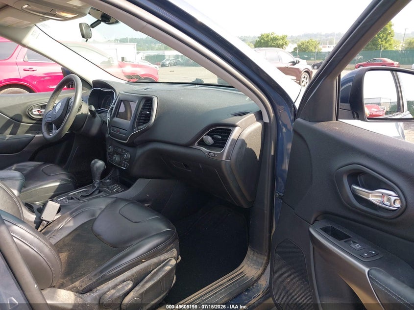 2020 JEEP CHEROKEE auction photo 5