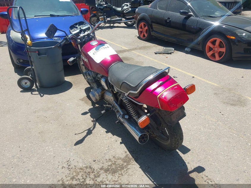 1981 SUZUKI GS750 auction photo 3