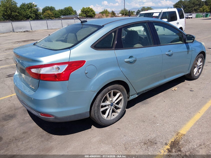 Vin: 1fahp3f27cl394162, lot: 46103725, ford focus se 20124