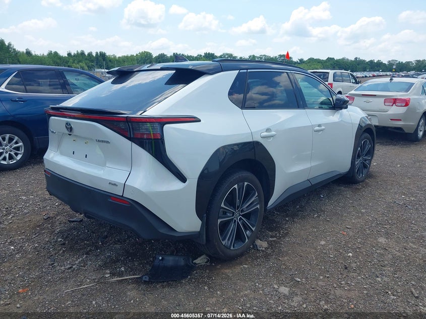 2023 TOYOTA BZ4X auction photo 4