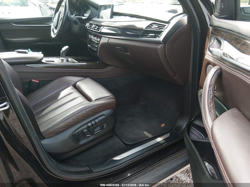 BMW X5 - zdjęcie 5
