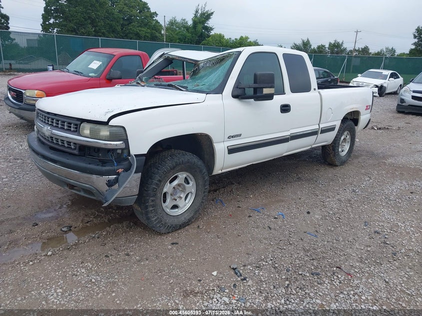 1999 Chevrolet Silverado, Стихия, IAAI, VIN 2GCEK19T3X1150752 — фото 2
