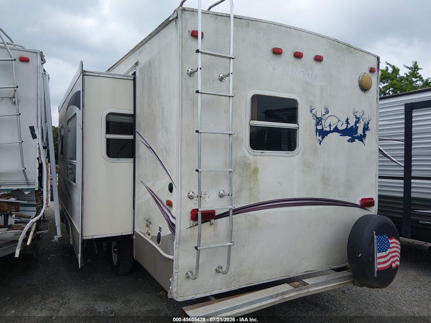 2003 KEYSTONE COUGAR 281EFS 5TH WHL TRAVEL TRAILER auction photo 3