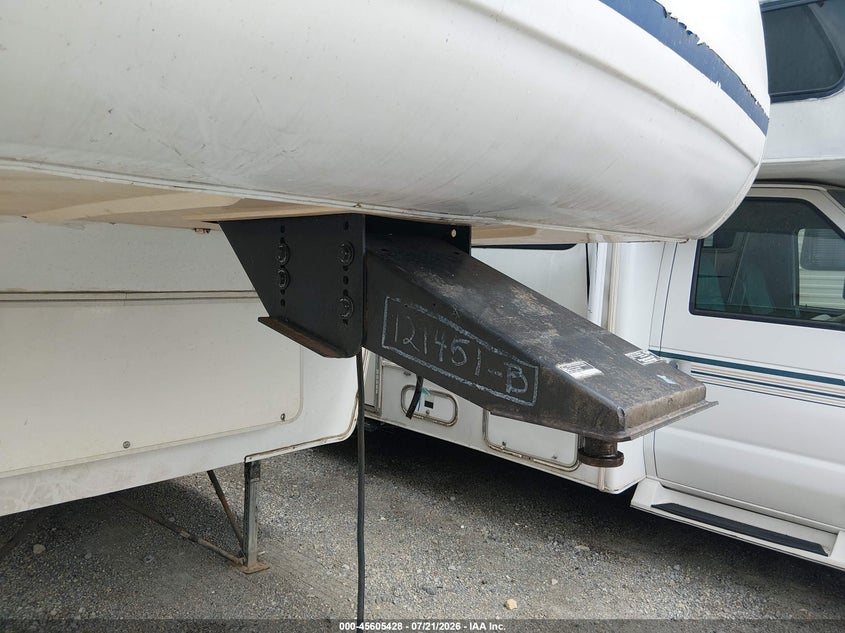 2003 KEYSTONE COUGAR 281EFS 5TH WHL TRAVEL TRAILER auction photo 7