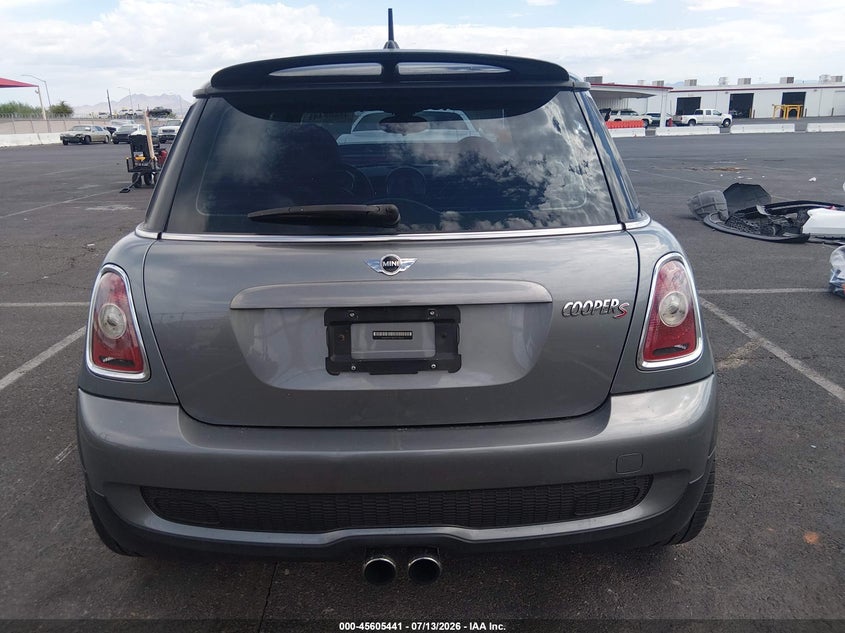 2007 Mini Cooper S VIN: WMWMF73547TT82412 Lot: 45605441