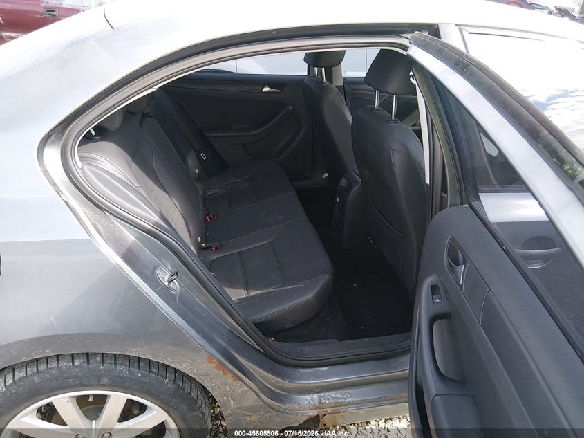 2012 VOLKSWAGEN JETTA auction photo 8