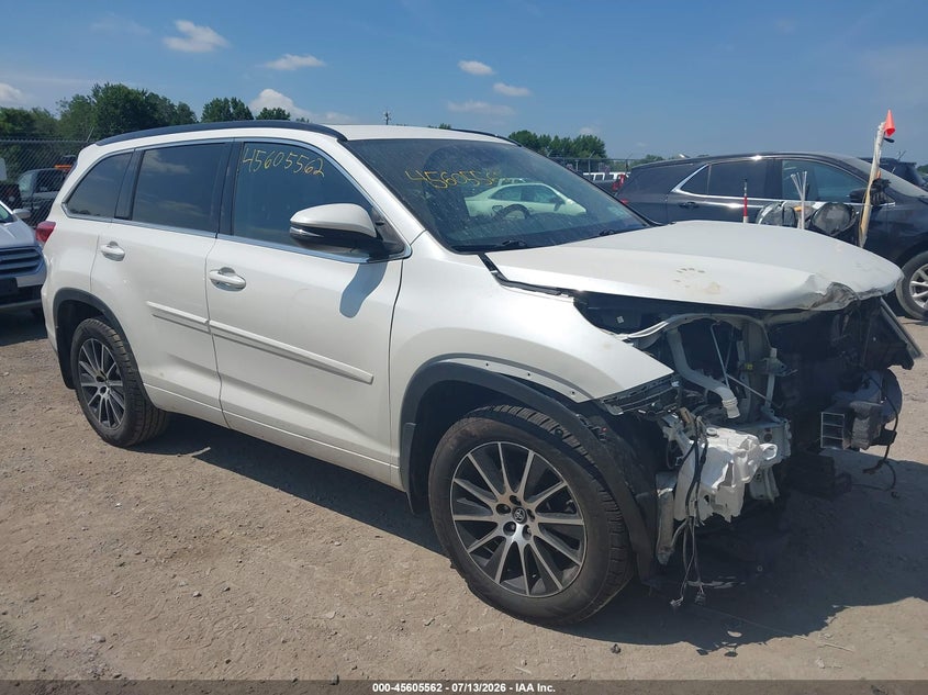 2017 Toyota Highlander