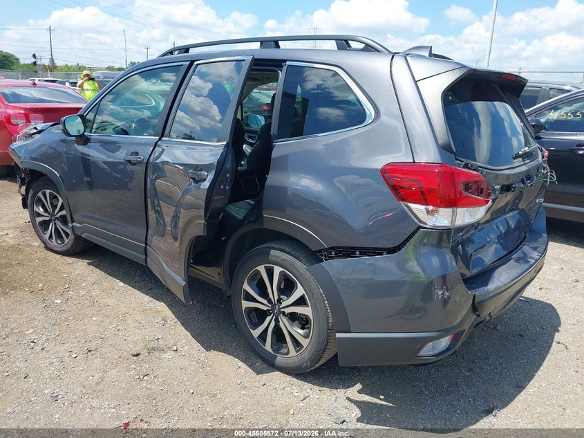 Vin: jf2skanc3nh521963, lot: 46103995, subaru forester limited 20223
