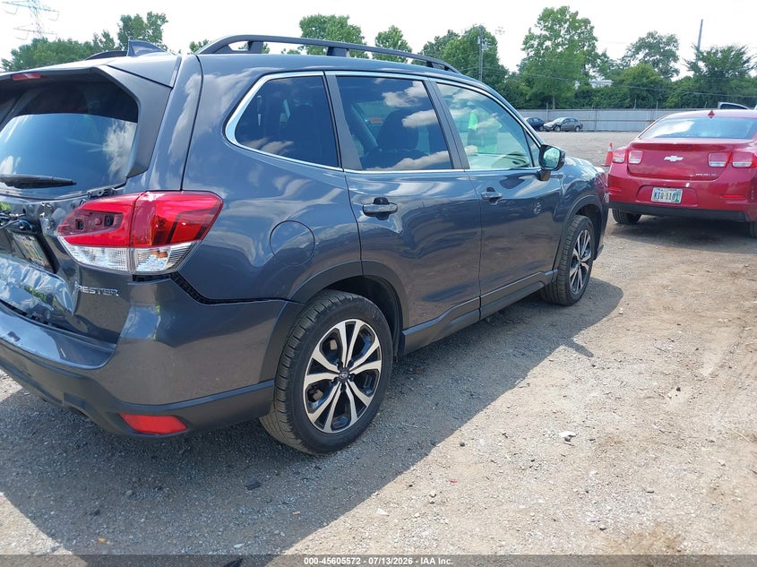 Vin: jf2skanc3nh521963, lot: 46103995, subaru forester limited 20224