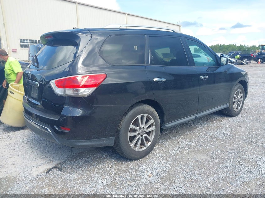 2015 NISSAN PATHFINDER auction photo 4