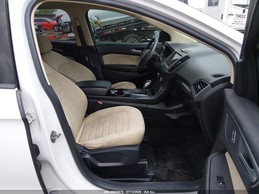 2017 FORD EDGE auction photo 5