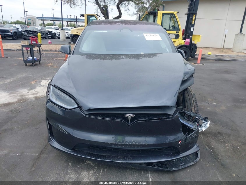 2025 Tesla Model X Long Range VIN: 7SAXCDE52SF470927 Lot: 45605609