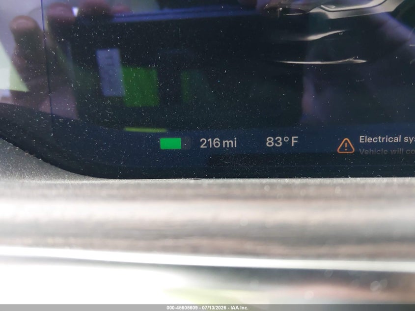 2025 Tesla Model X Long Range VIN: 7SAXCDE52SF470927 Lot: 45605609