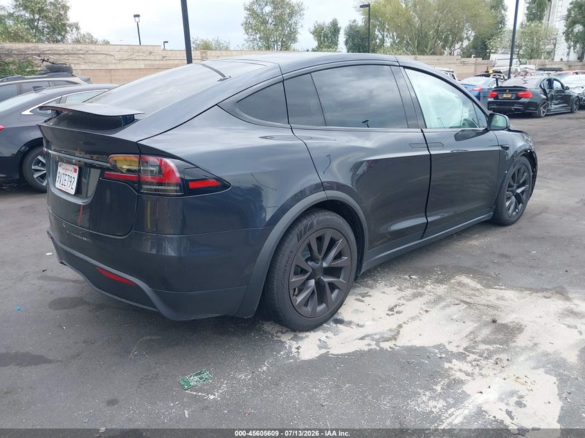 2025 Tesla Model X Long Range VIN: 7SAXCDE52SF470927 Lot: 45605609