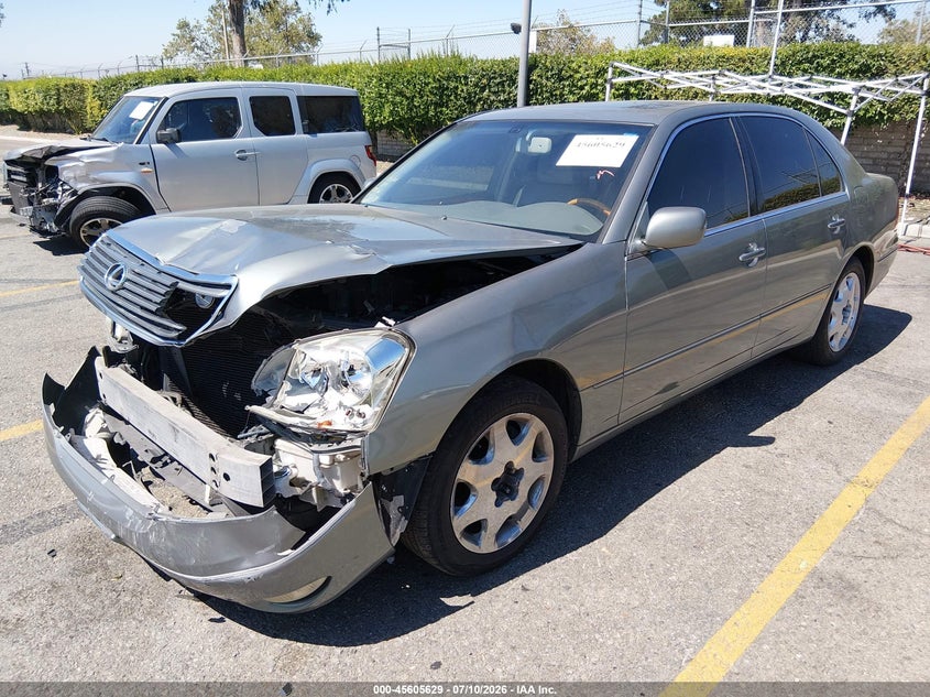2001 LEXUS LS 430 auction photo 2