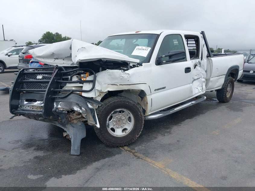 2007 Chevrolet Silverado, Front End, IAAI, VIN 1GCHC23U27F199144 — photo 2